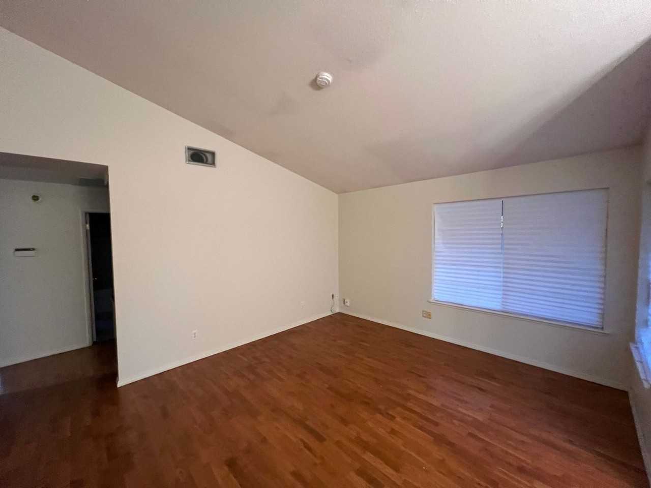 2870 Higgins Rd - Photo 7 of 15