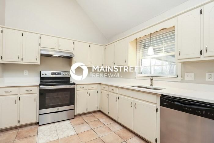 1003 Cornwall Ct - Photo 6 of 16
