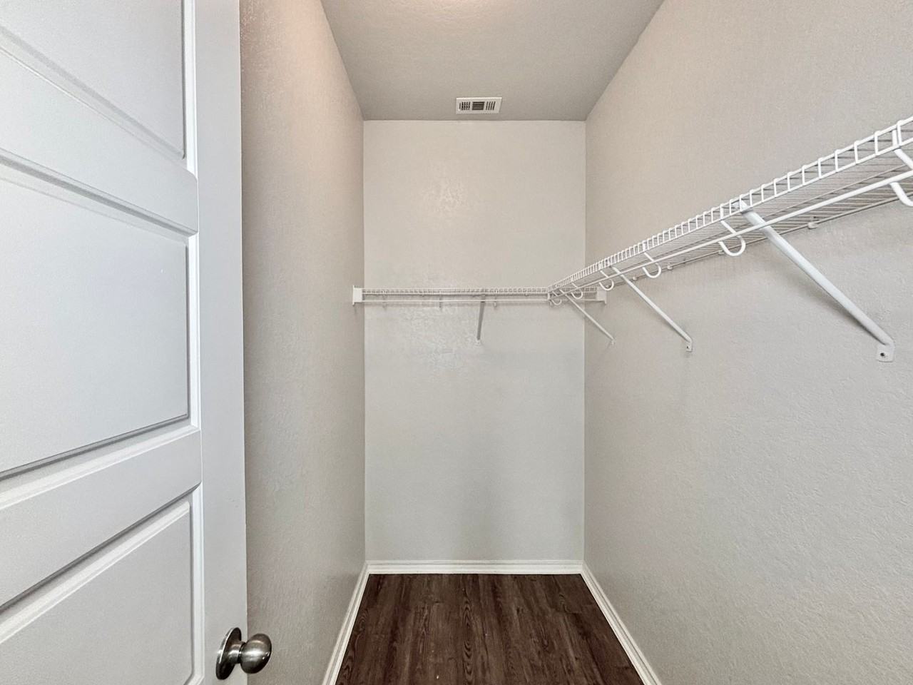 8226 Noble Crst - Photo 7 of 18