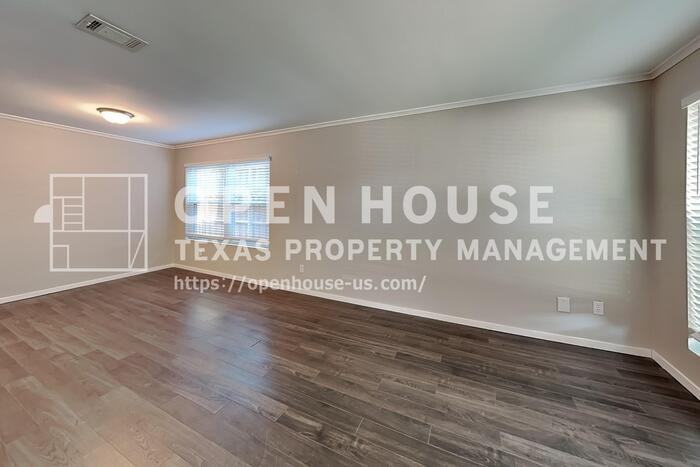 8708 Pedernales Trl - Photo 4 of 24