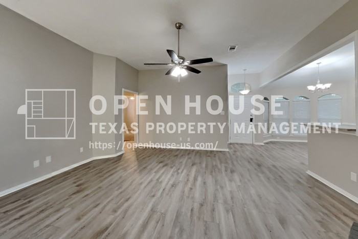 1115 Old Knoll Dr - Photo 4 of 23