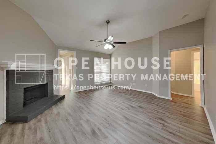 1115 Old Knoll Dr - Photo 6 of 23