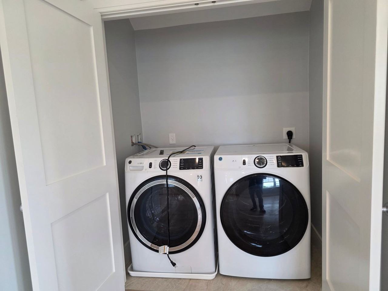 8 Holton St - Photo 3 of 27
