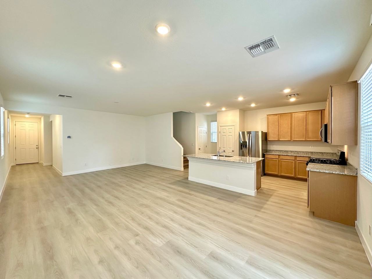 4090 Juniper Pear Ave - Photo 3 of 22