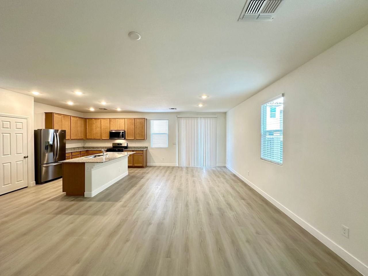 4090 Juniper Pear Ave - Photo 4 of 22