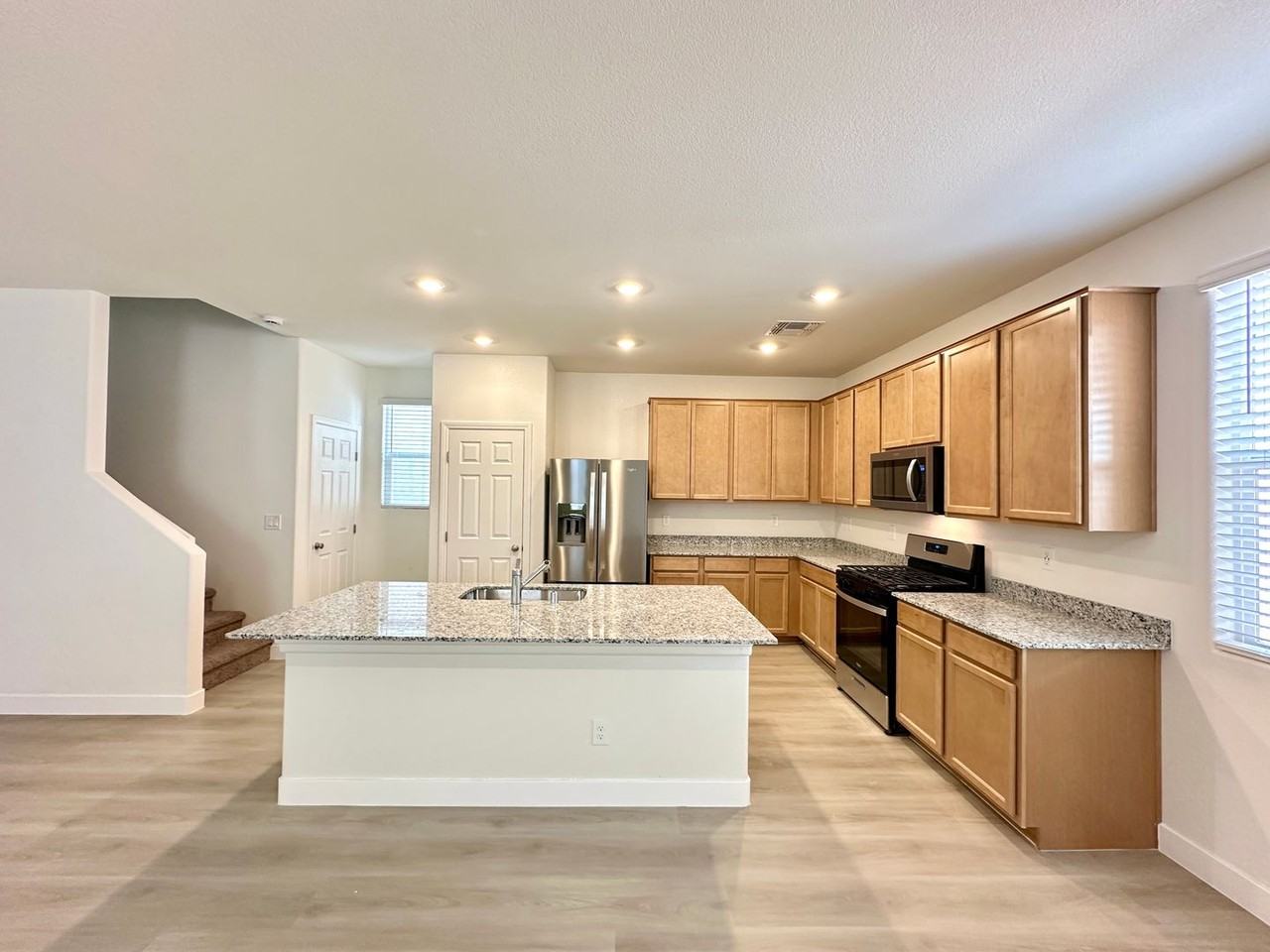 4090 Juniper Pear Ave - Photo 5 of 22