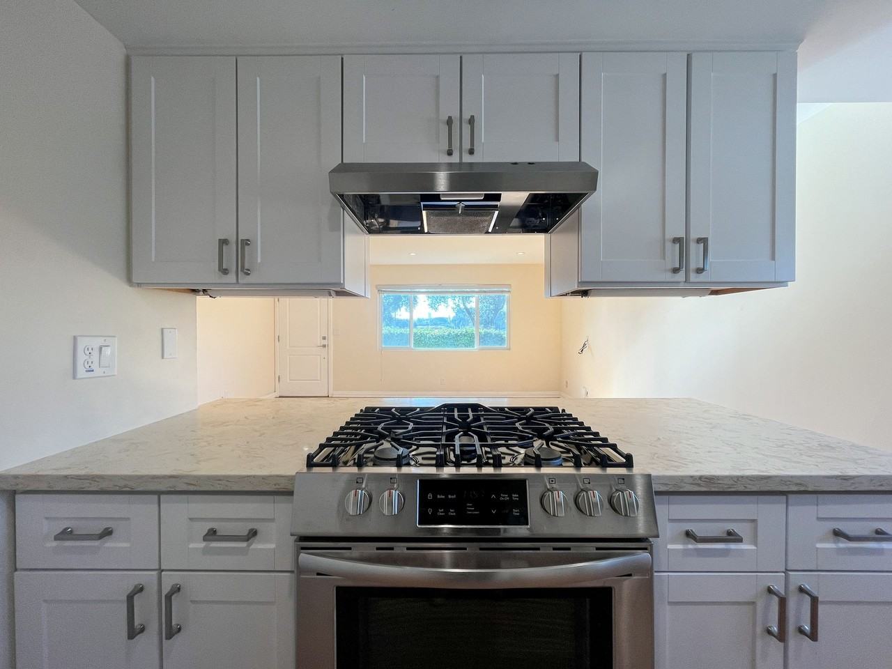 311 W Palm Ave - Photo 2 of 8