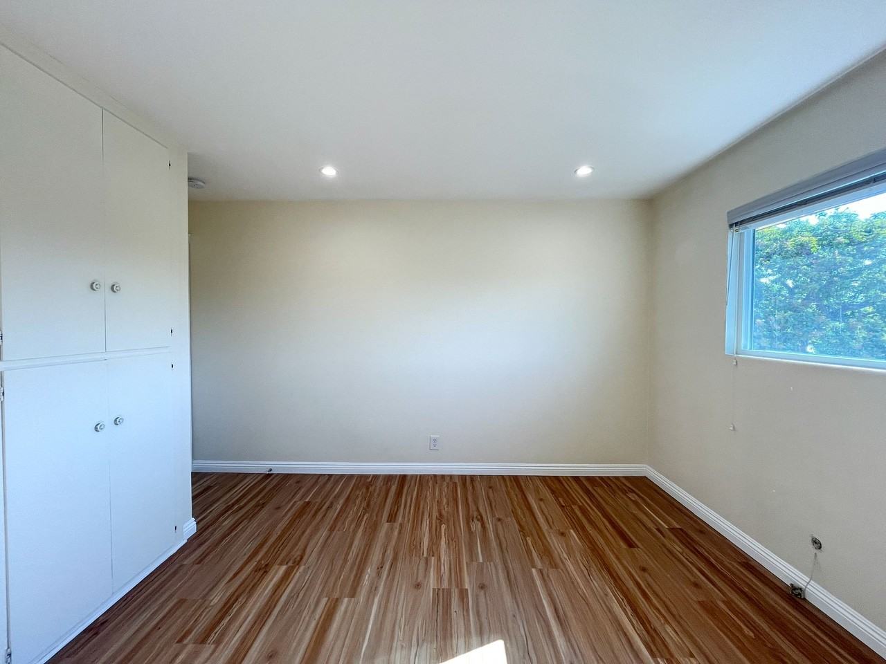 311 W Palm Ave - Photo 4 of 8
