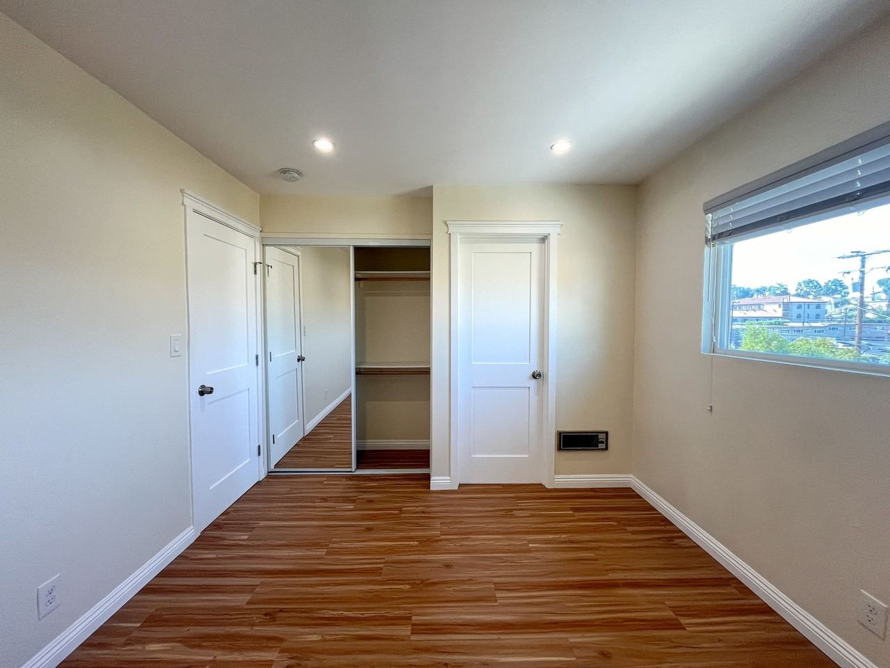 311 W Palm Ave - Photo 5 of 8
