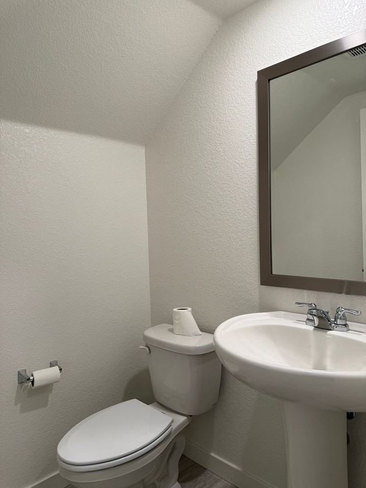 4384 Amoruso Ranch Rd - Photo 6 of 14