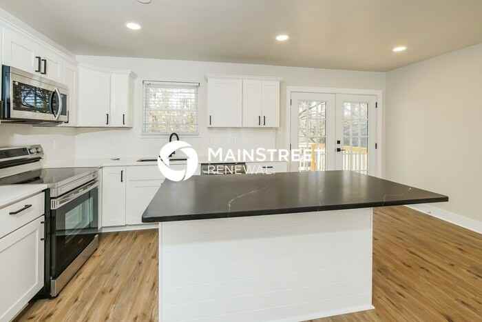 6021 John May Dr - Photo 4 of 15