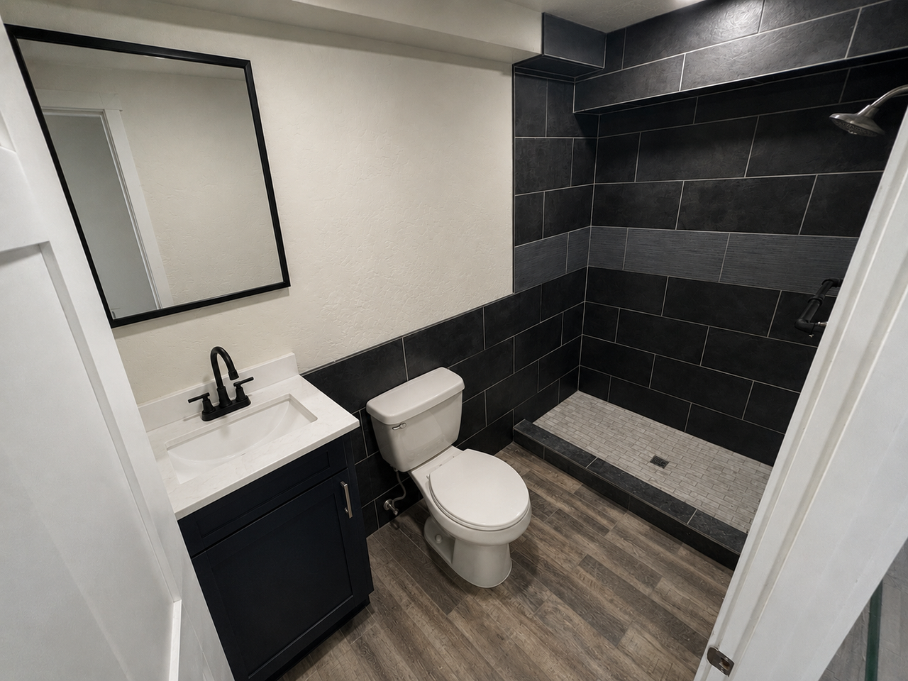 413 S Asbury St. - Photo 2 of 13