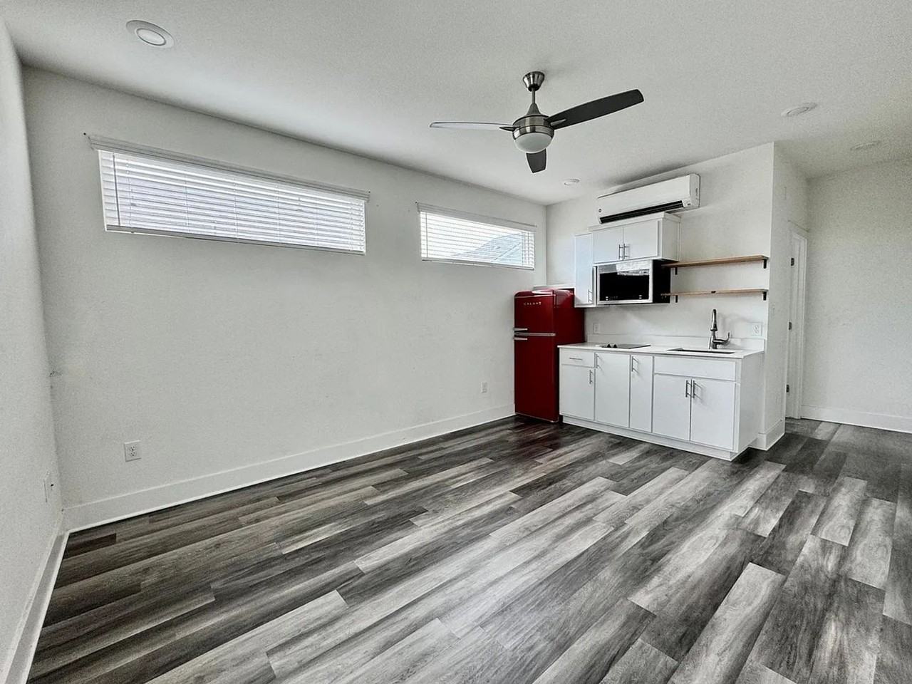 1418 Vargas Rd #B - Photo 2 of 7