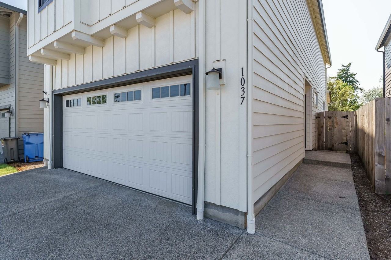 1037 N Fairhope Pl - Photo 5 of 39