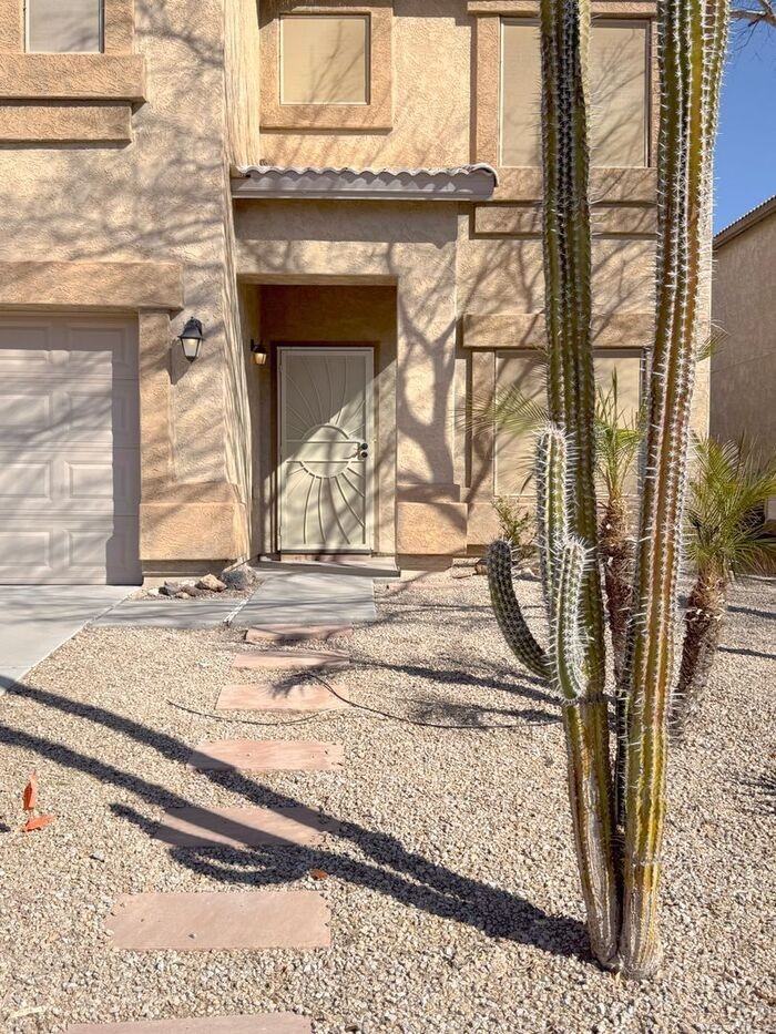 1170 E Desert Springs Way - Photo 4 of 48