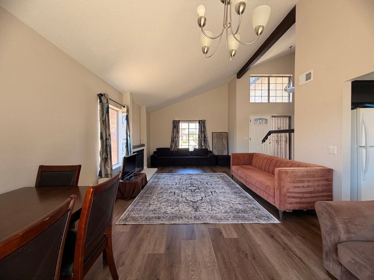 12658 Heartleaf St - Photo 3 of 40