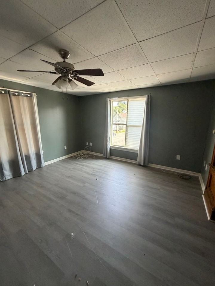 47 Yale St - Photo 2 of 10