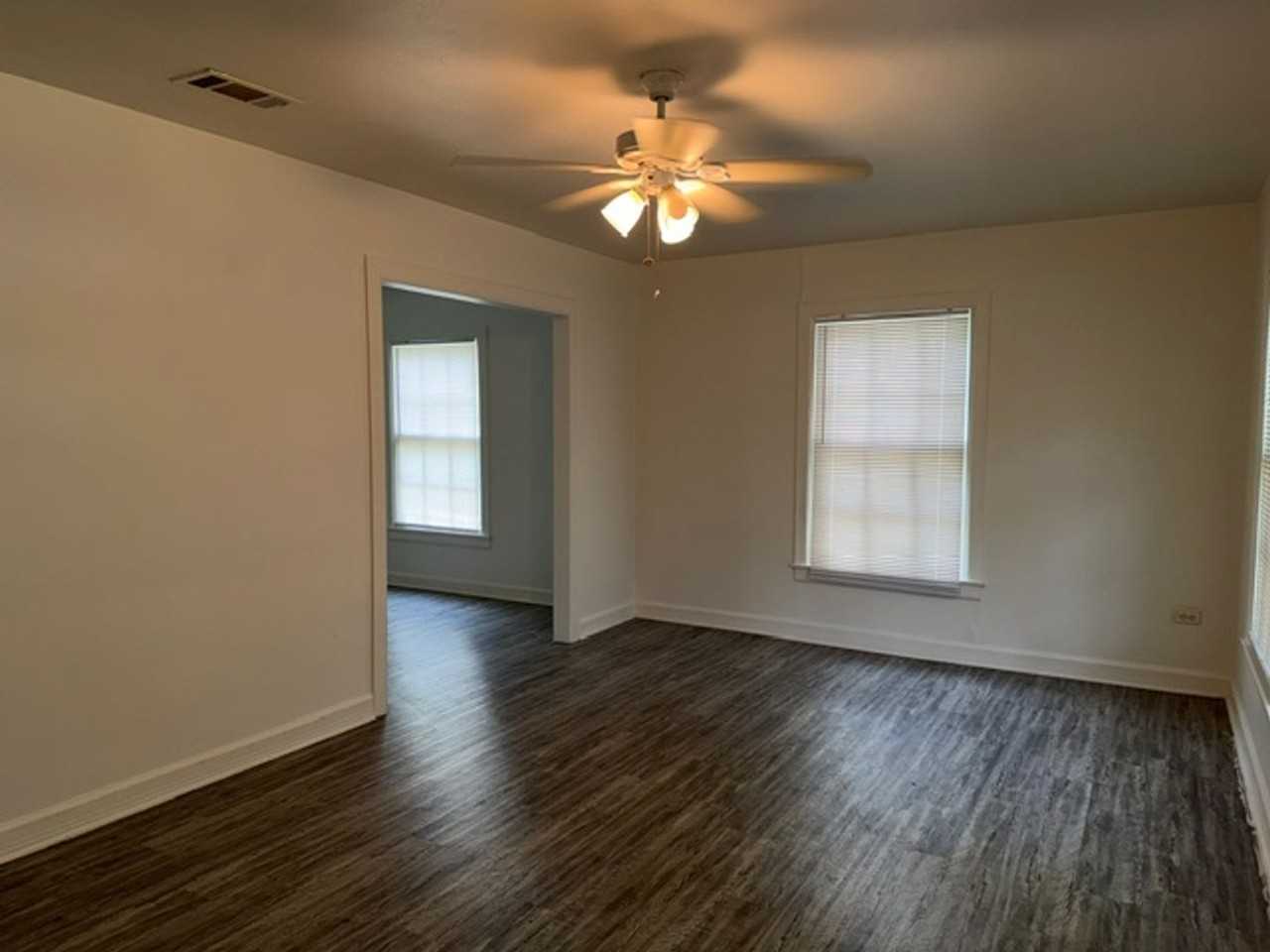3108 Cole Ave - Photo 2 of 9