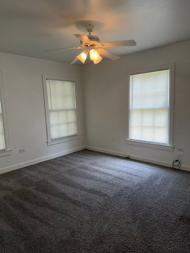 3108 Cole Ave - Photo 6 of 9