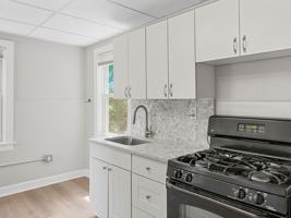 featured image of 858 Market St