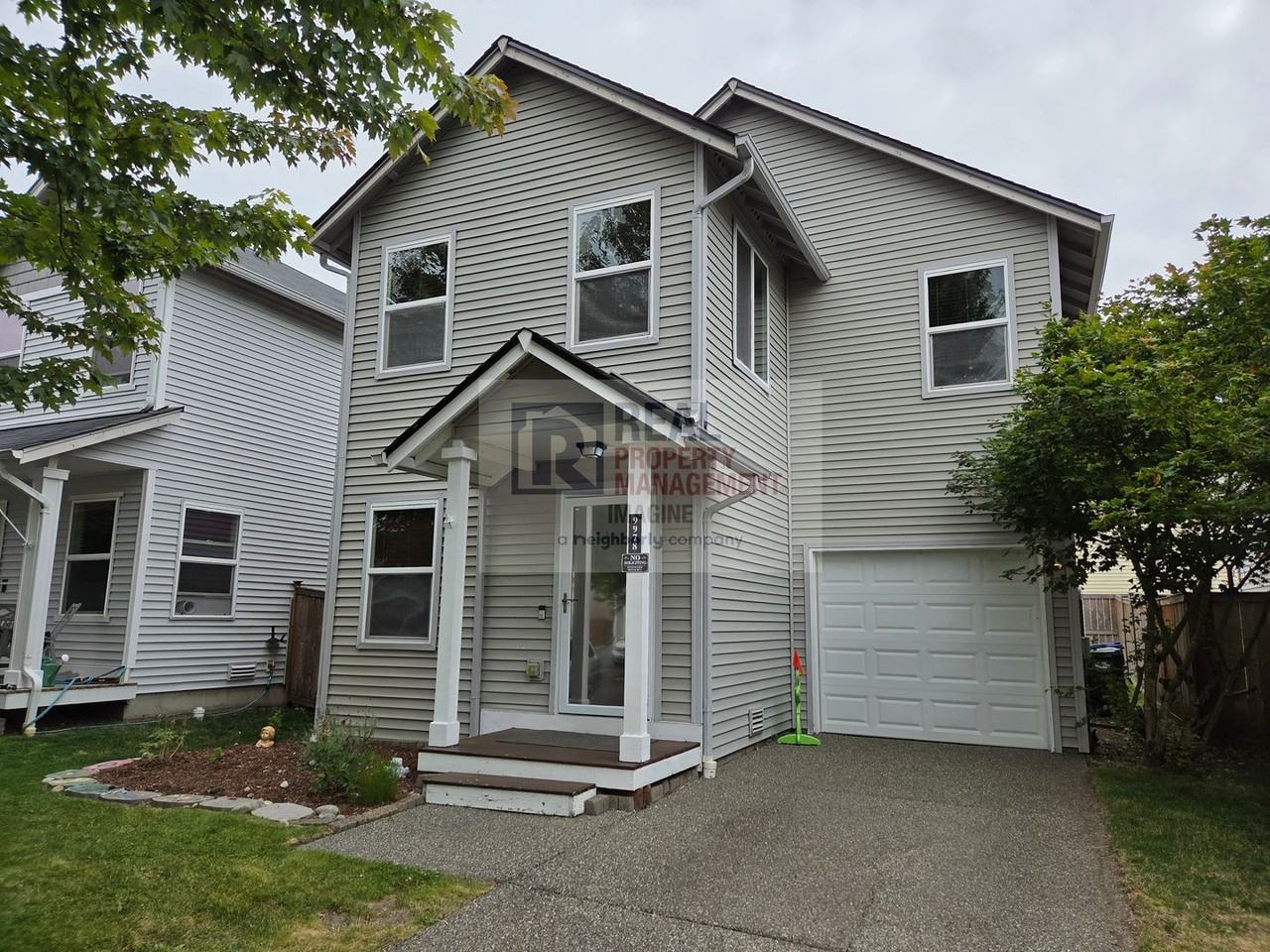 9978 Dragt St Se - Photo 2 of 28