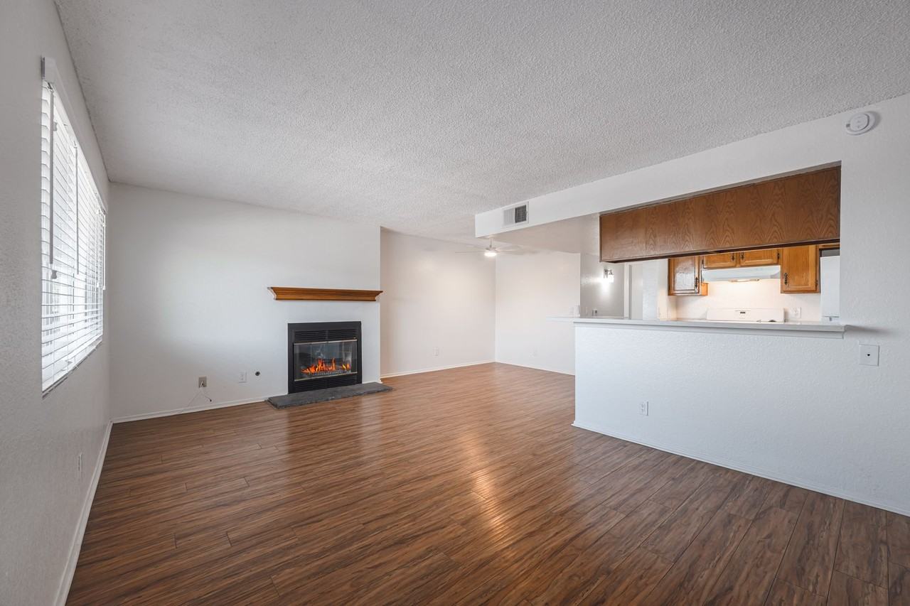 10133 Tujunga Canyon Blvd. - Photo 2 of 15