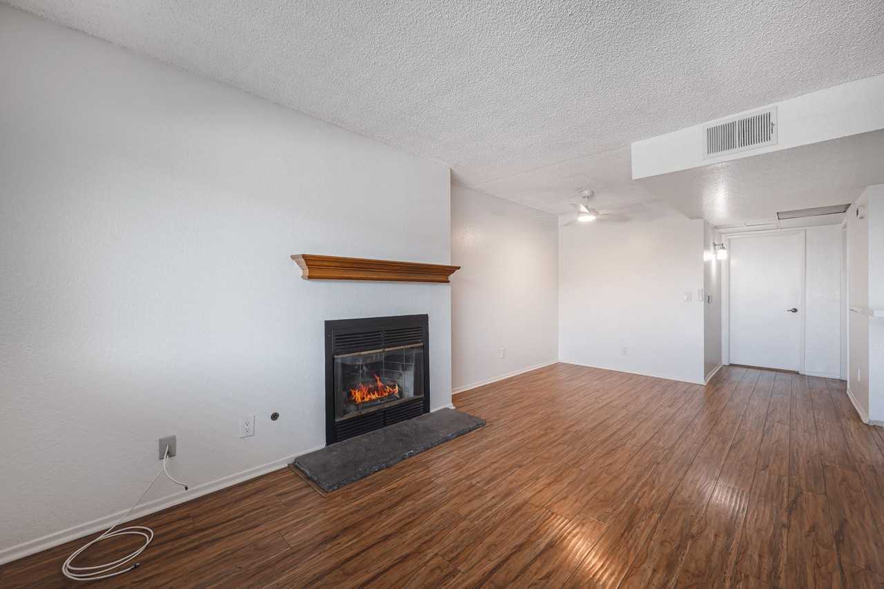 10133 Tujunga Canyon Blvd. - Photo 5 of 15
