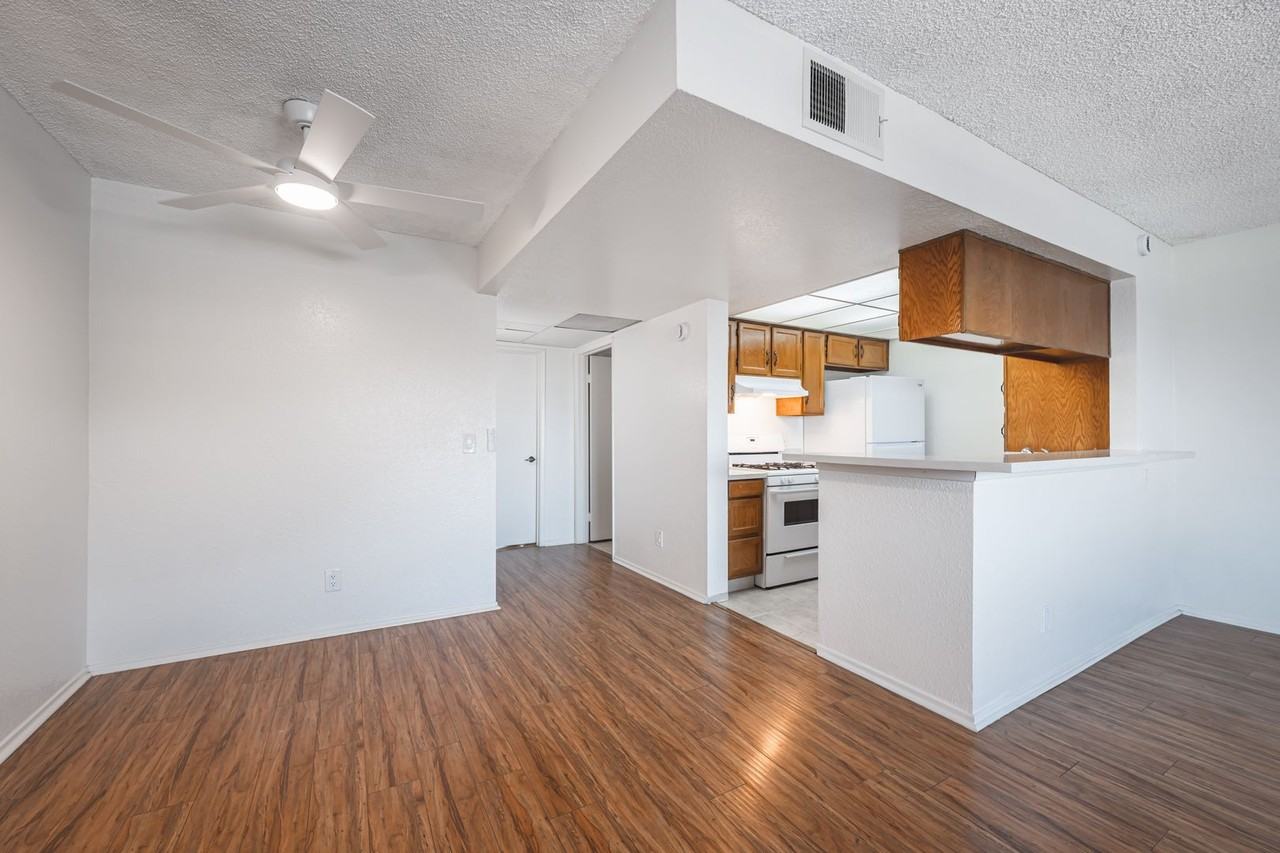10133 Tujunga Canyon Blvd. - Photo 6 of 15