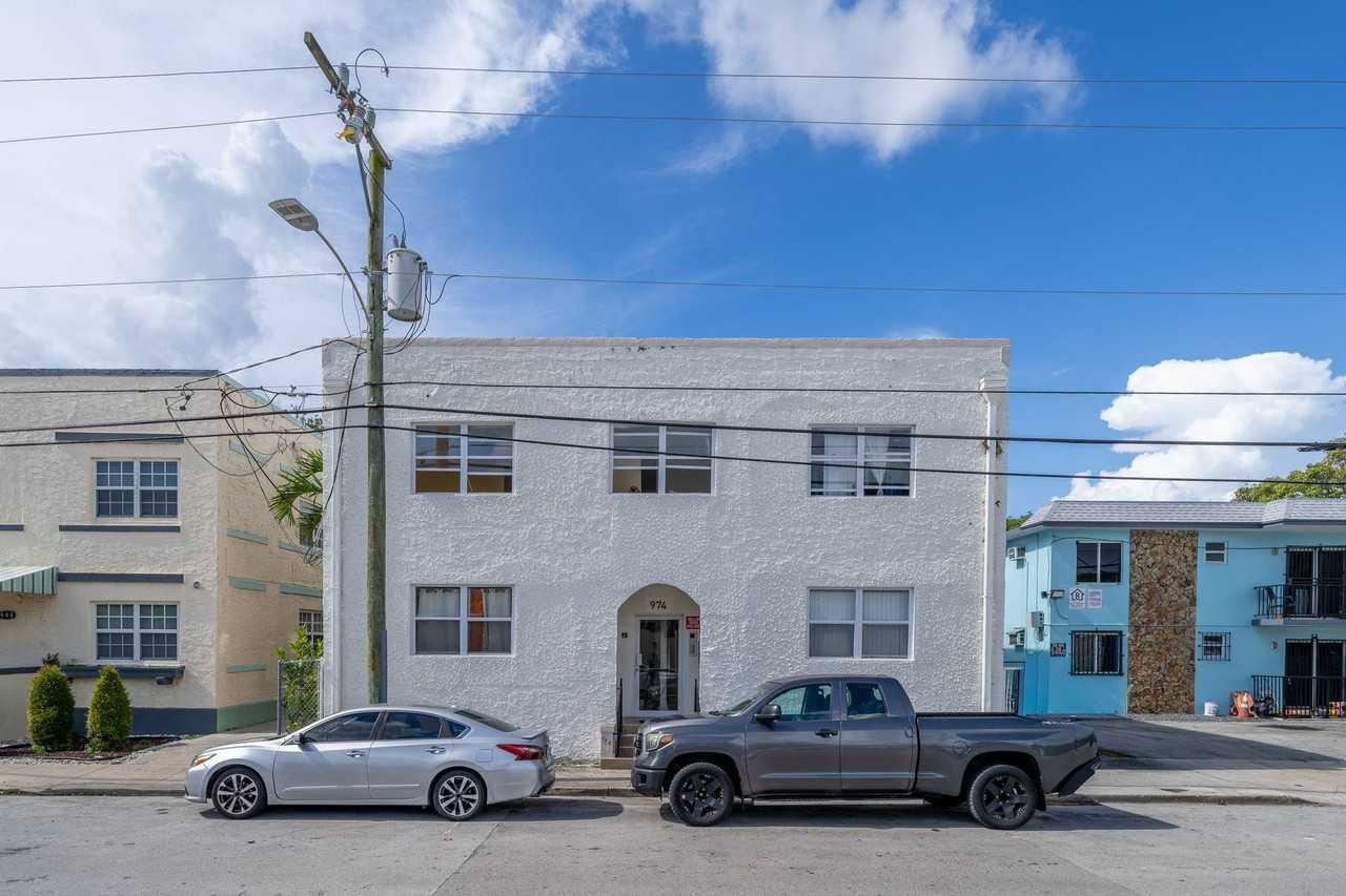 1/1 $1,800/mo, newly renovated, find your rhythm in Miami! / 1/1 $1,800/mes, remodelado, encuentra tu ritmo en Miami. - Photo 3 of 11