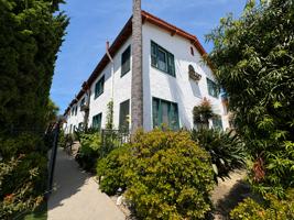 featured image of 1237 E Santa Clara St