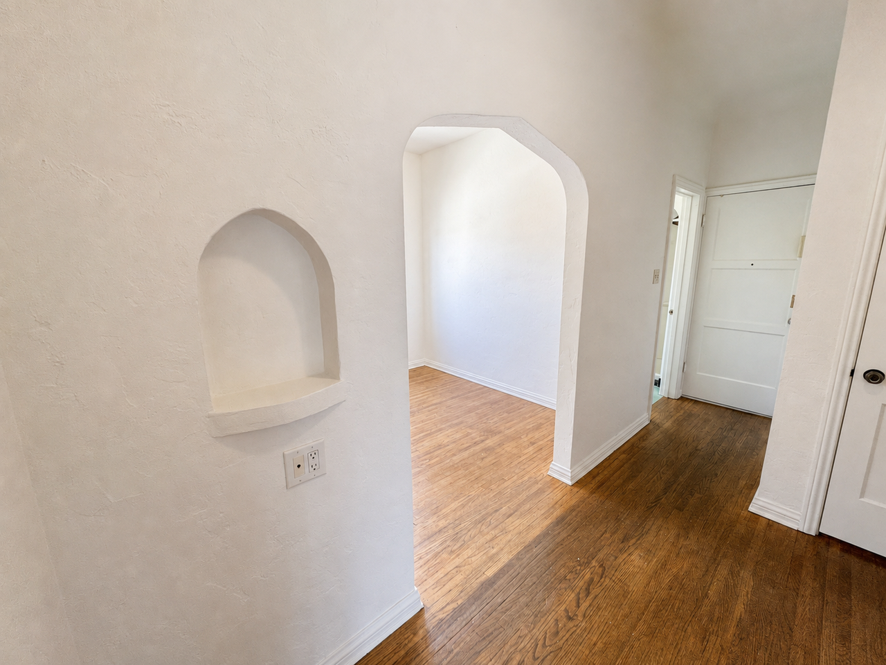 1237 E Santa Clara St - Photo 5 of 23