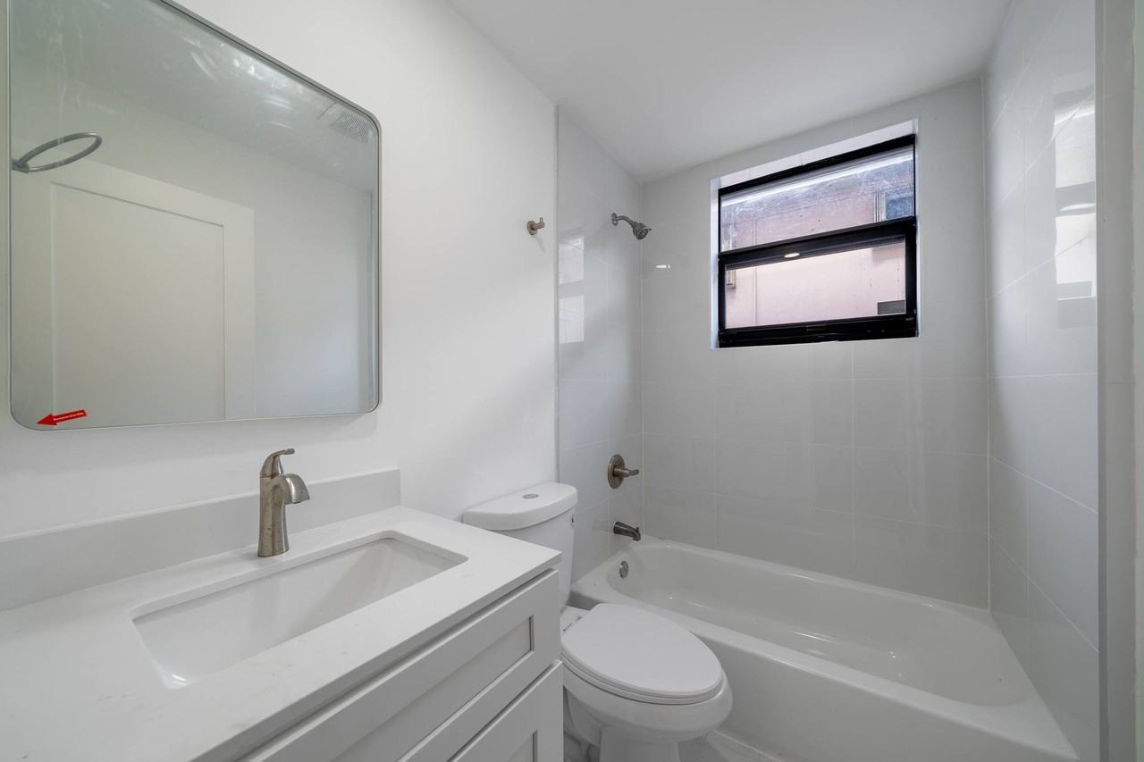 newly renovated in Little Havana! 1/1 $1,800/m & 2/1 $2,000/m, remodelados en Little Havana. - Photo 2 of 14