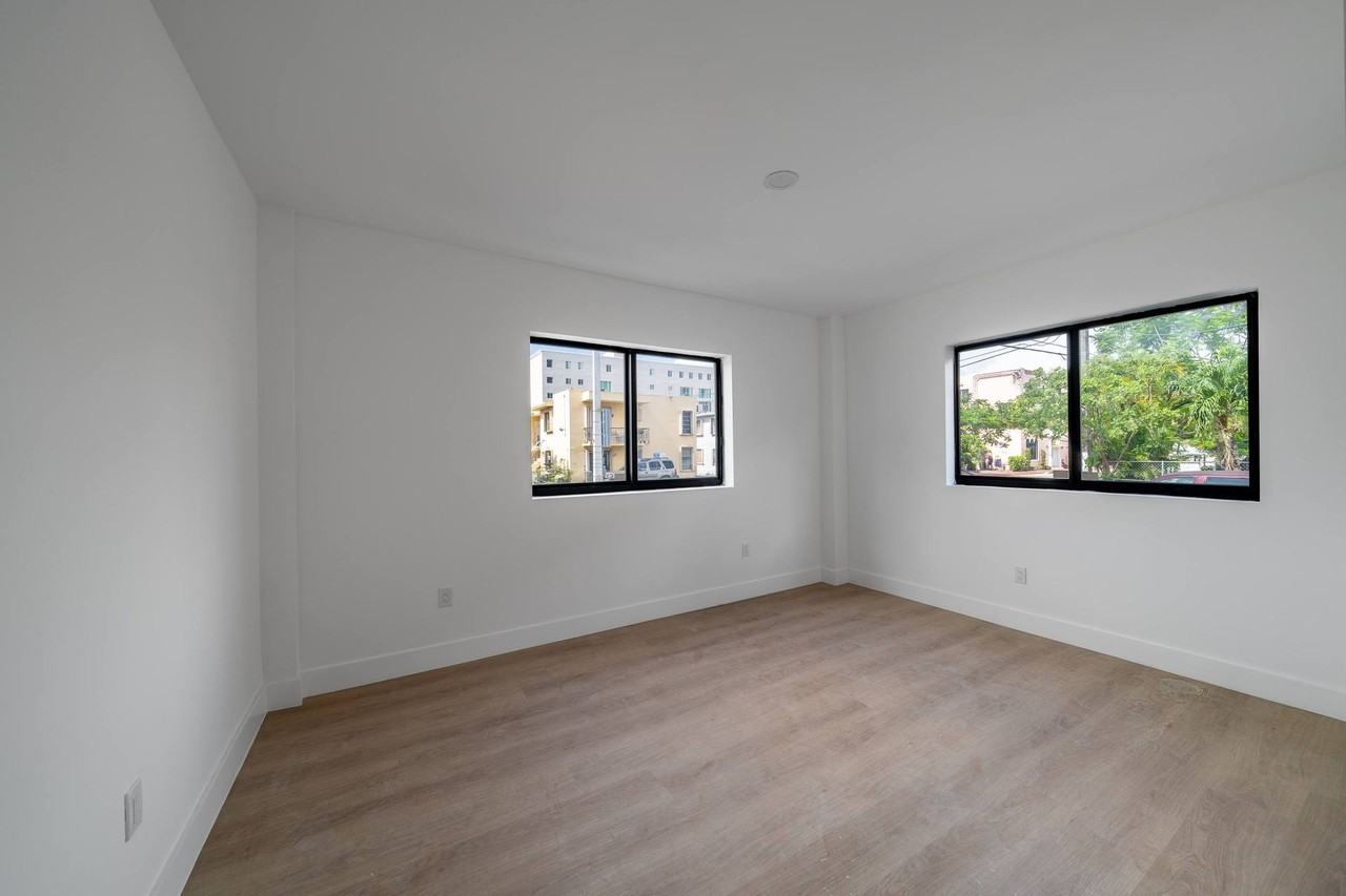 newly renovated in Little Havana! 1/1 $1,800/m & 2/1 $2,000/m, remodelados en Little Havana. - Photo 4 of 14