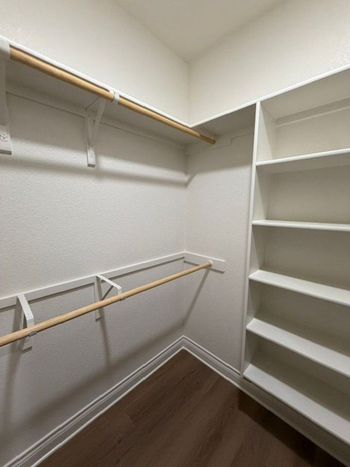 307 Live Oak - Photo 7 of 19