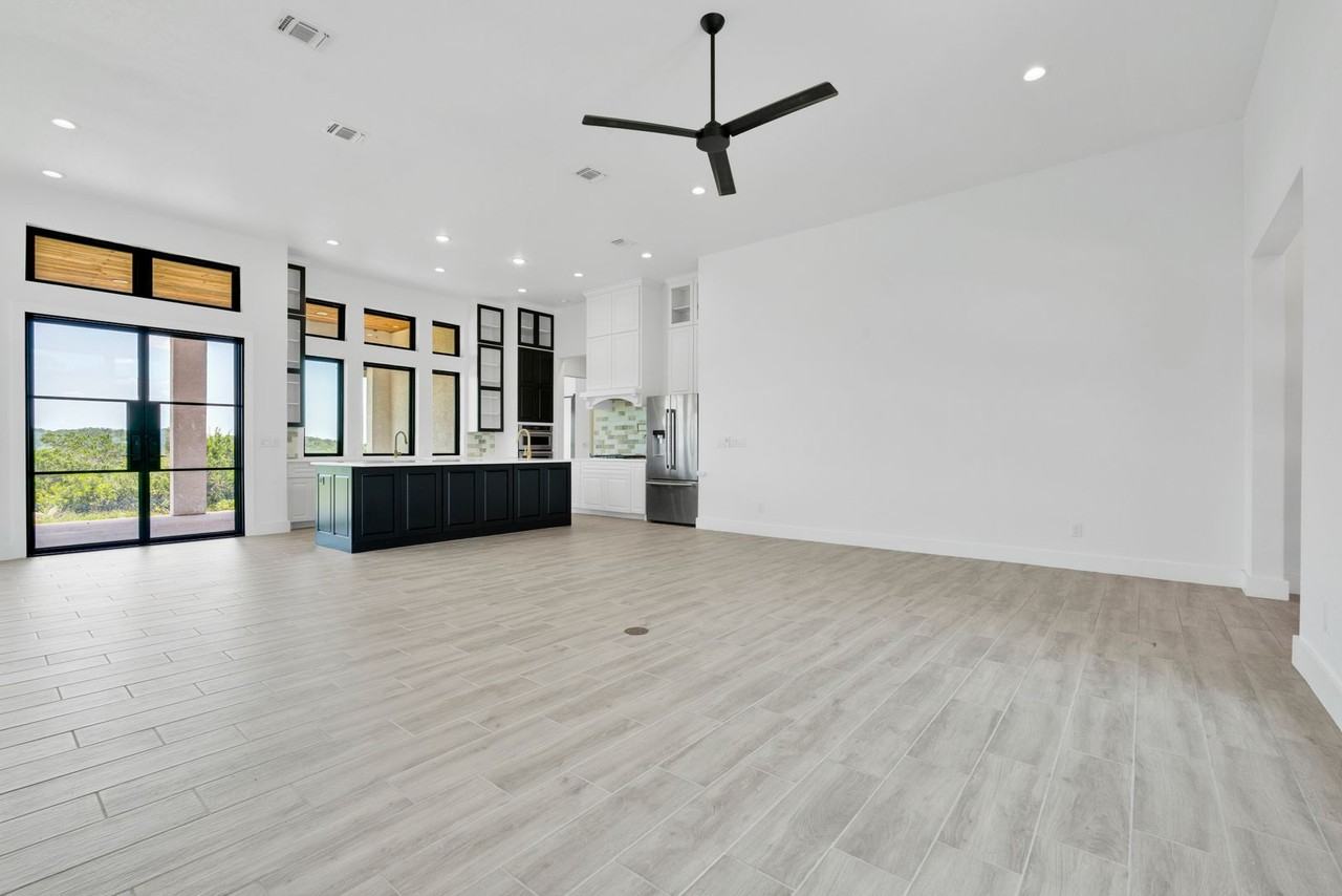 364 Prairie 2771 - Photo 6 of 26