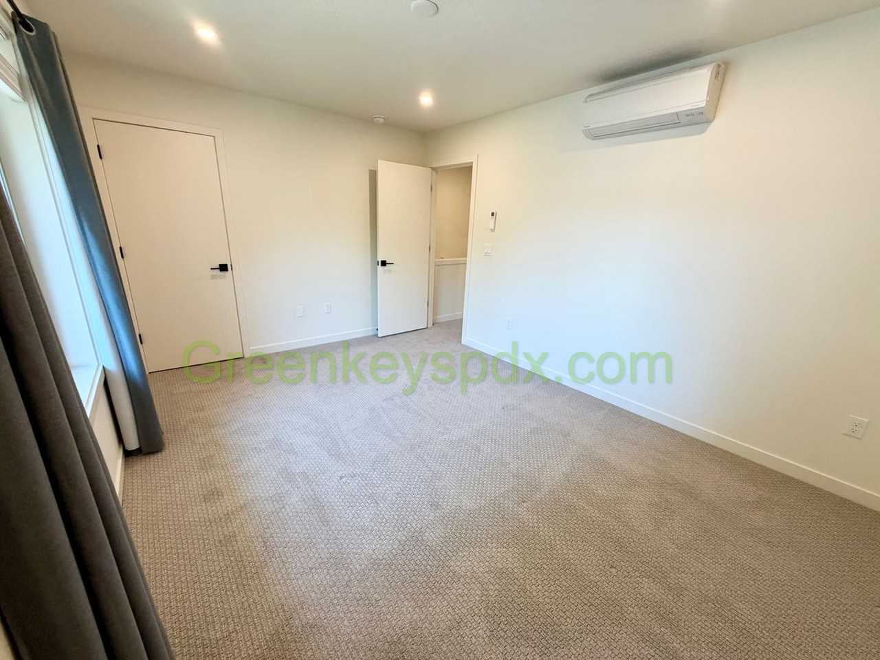 3928 Se Gladstone St - Photo 6 of 45