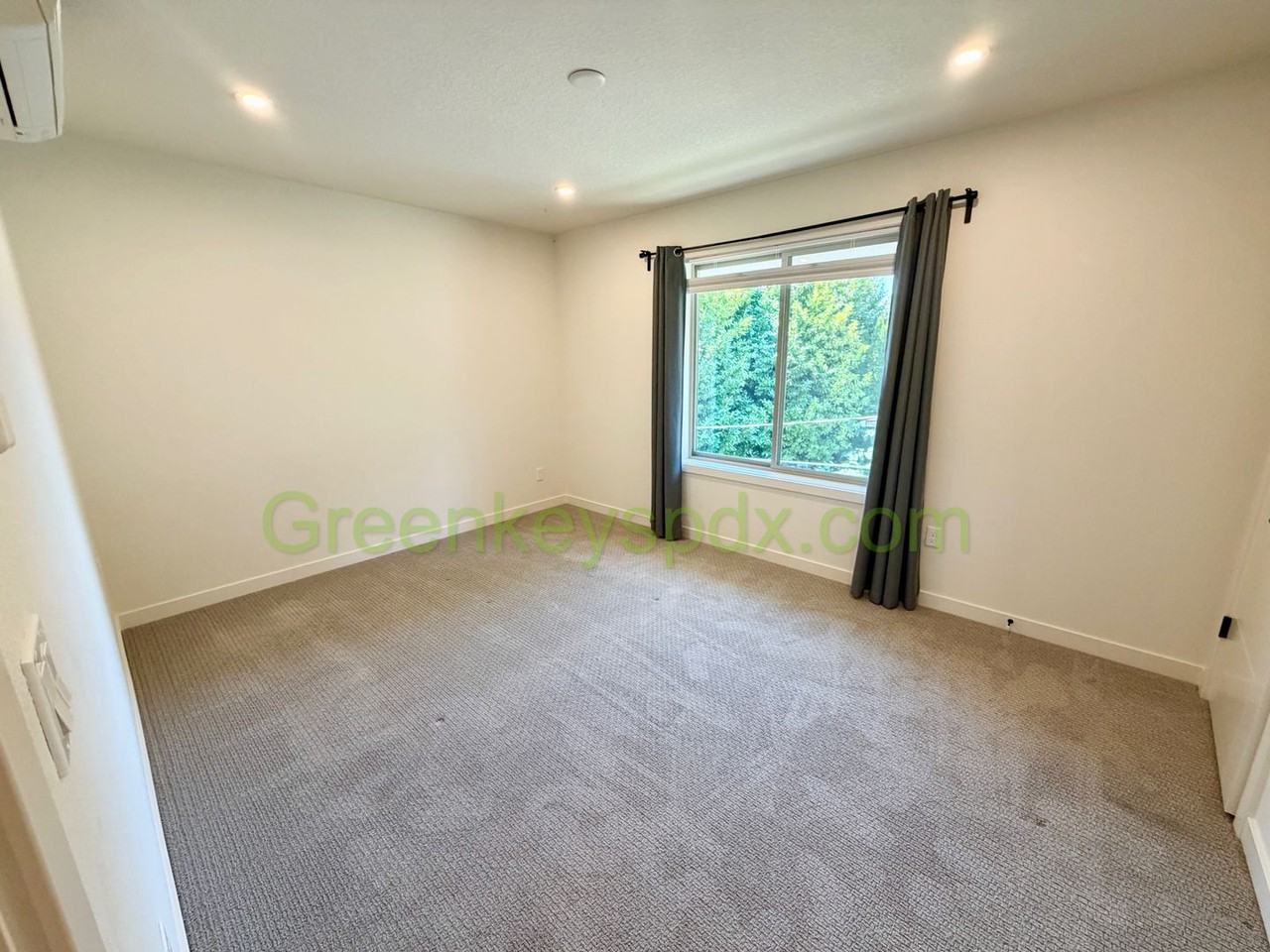 3928 Se Gladstone St - Photo 7 of 45