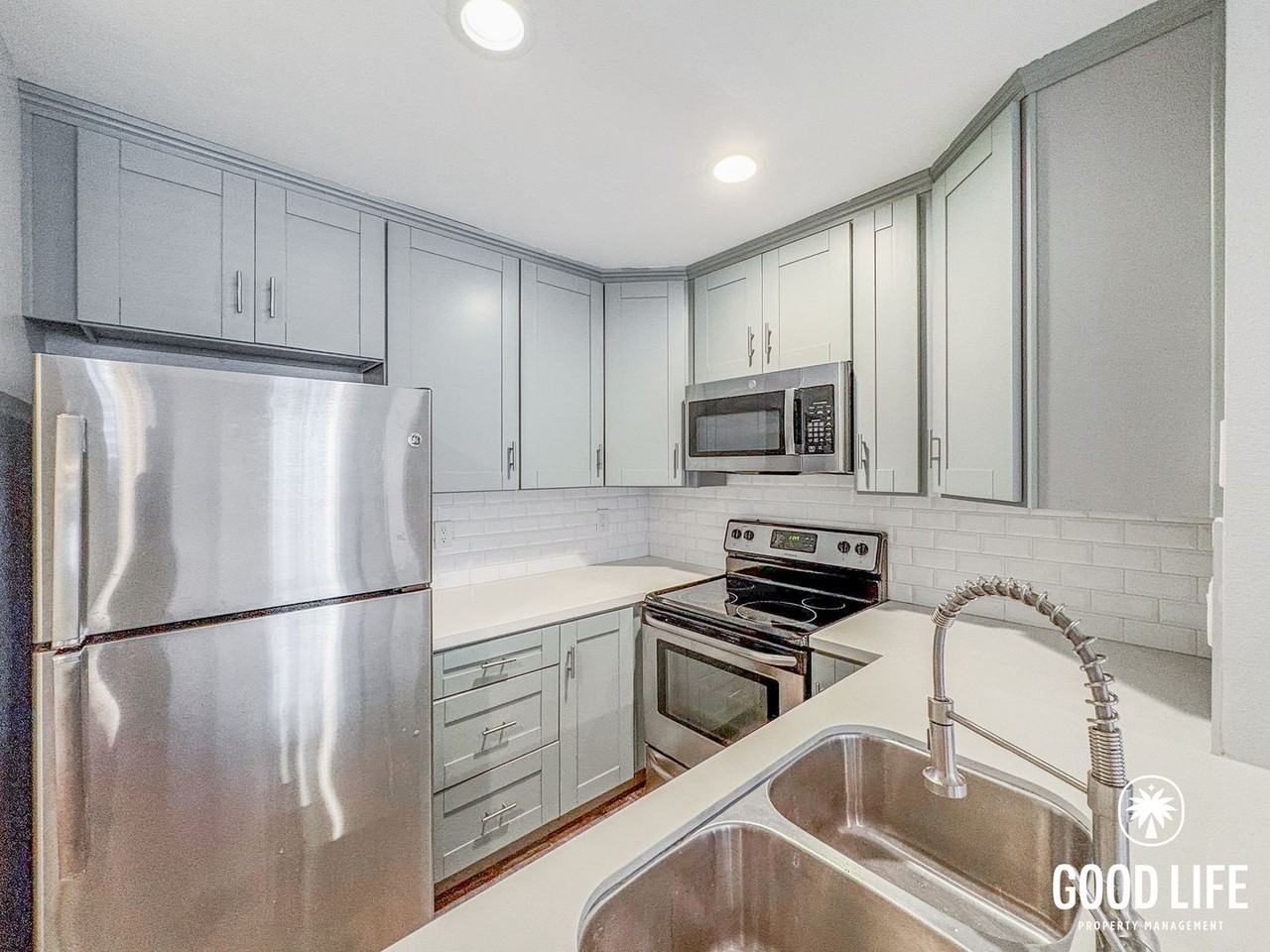 3440 Lebon Dr #4118 - Photo 3 of 21