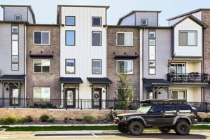 featured image of 16662 Umatilla St