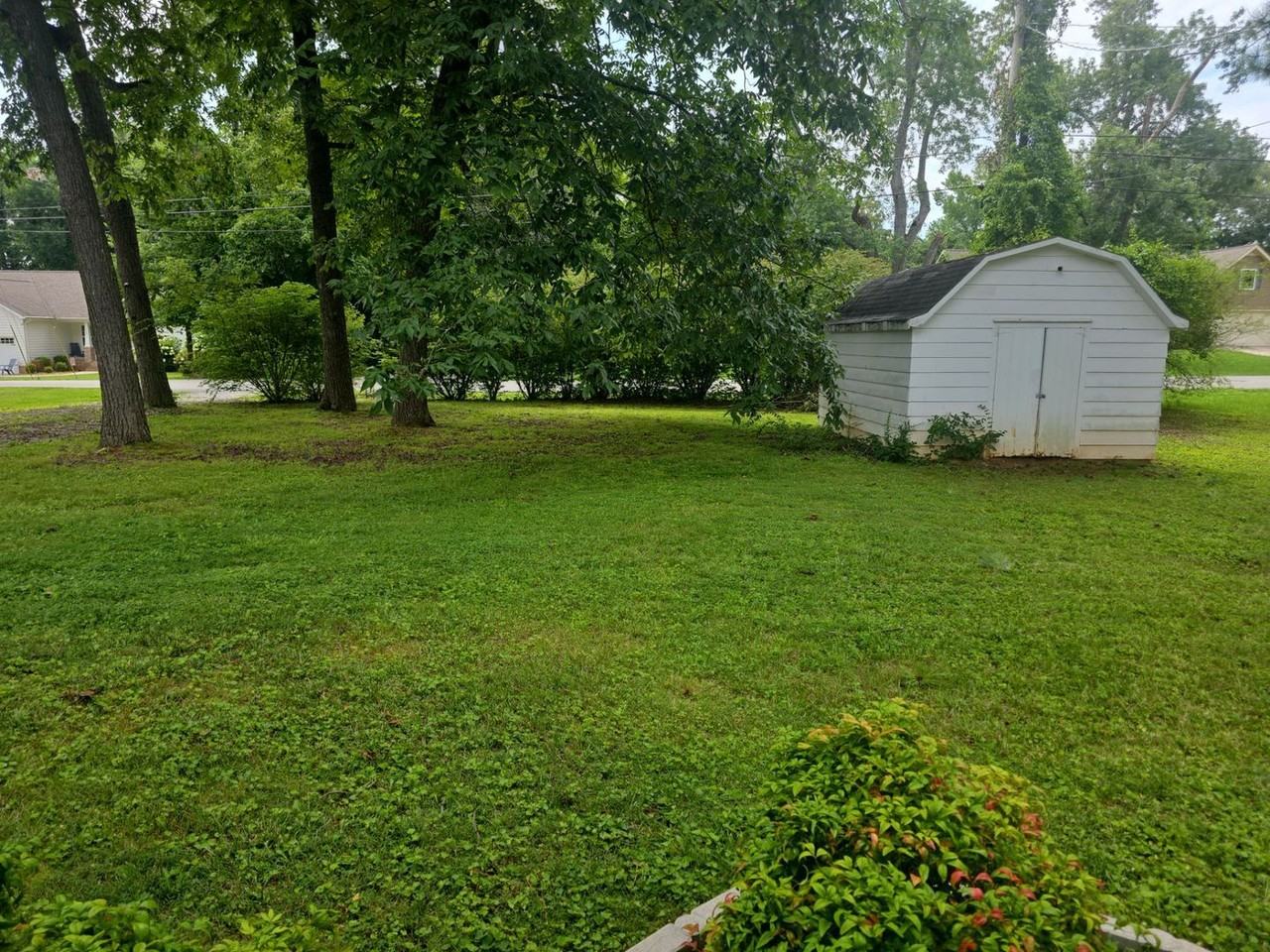 1106 Park Dr - Photo 4 of 19