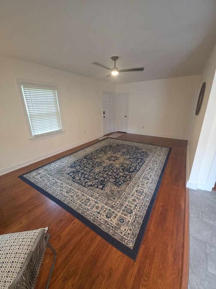 1106 Park Dr - Photo 7 of 19