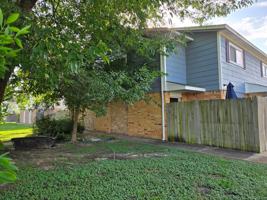 featured image of 1807 Treehouse Trl