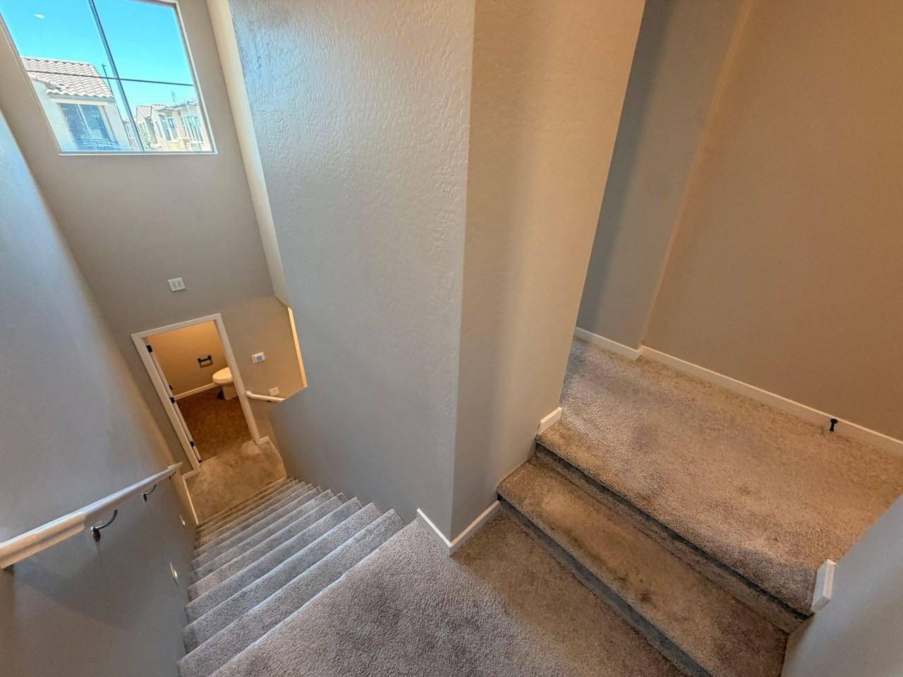 740 E Lark St #102 - Photo 7 of 20