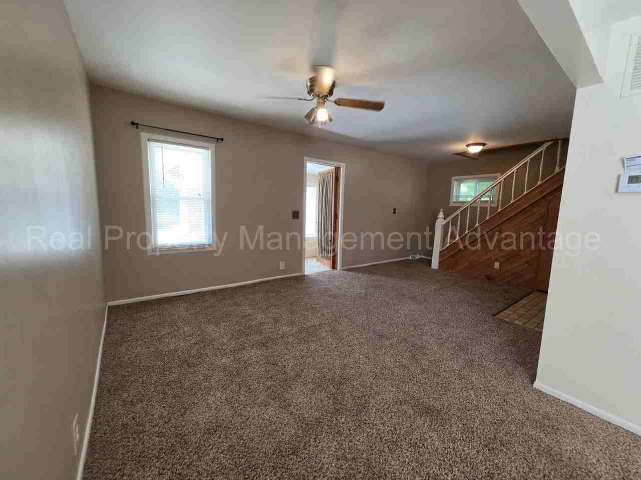 22017 Rosedale St - Photo 3 of 37