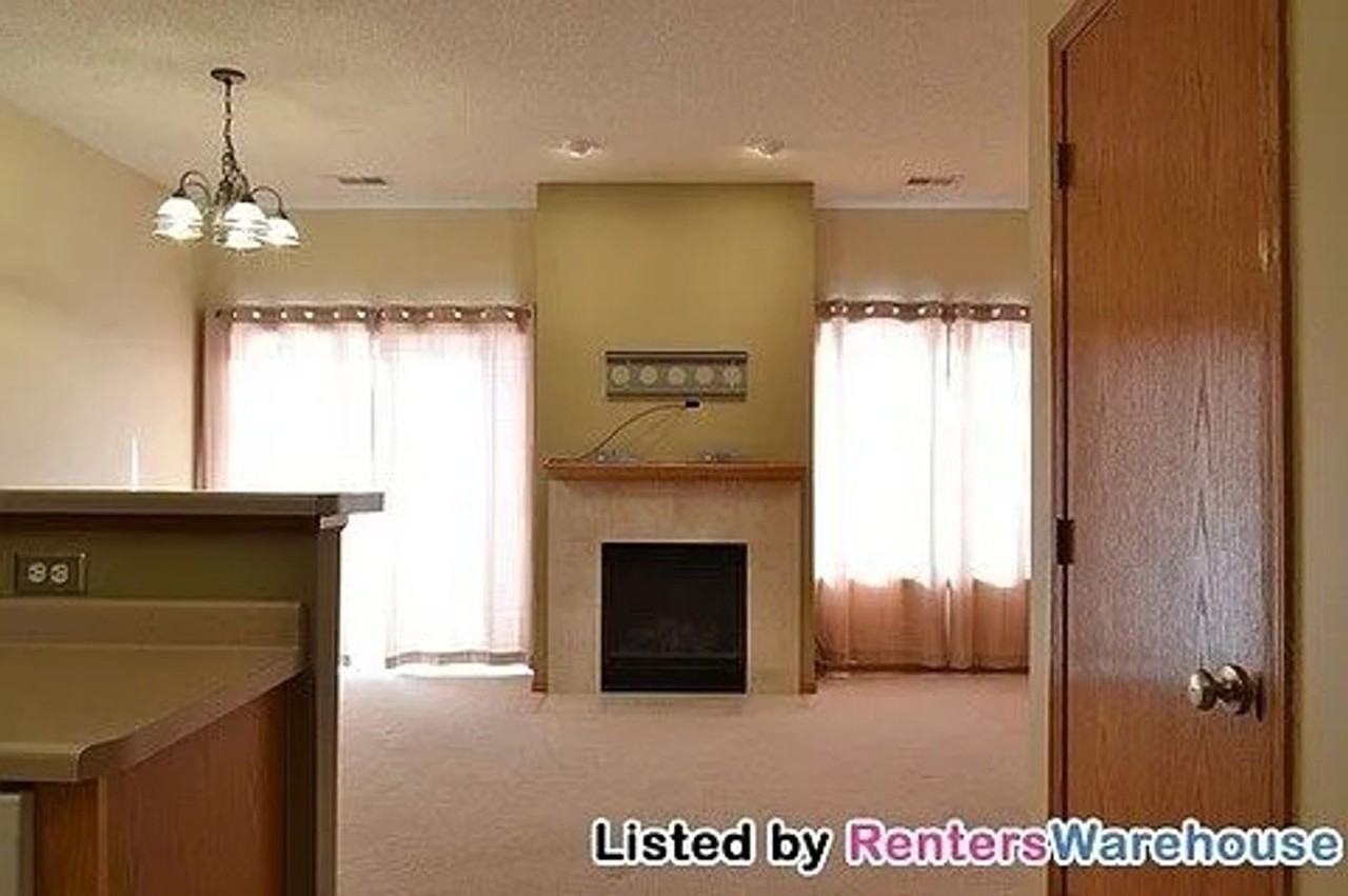 7580 Derby Ln - Photo 4 of 6