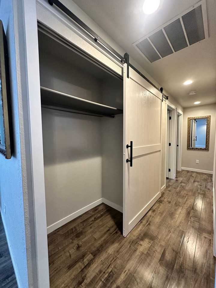 18 N Western Ave - Photo 5 of 26