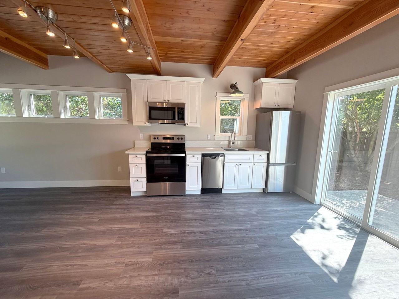 7215 7215 SE 54th Avenue & 5354 SE Ogden St. - Photo 4 of 13