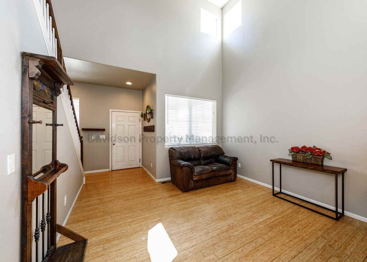 7724 Canyon Oak Dr - Photo 3 of 22