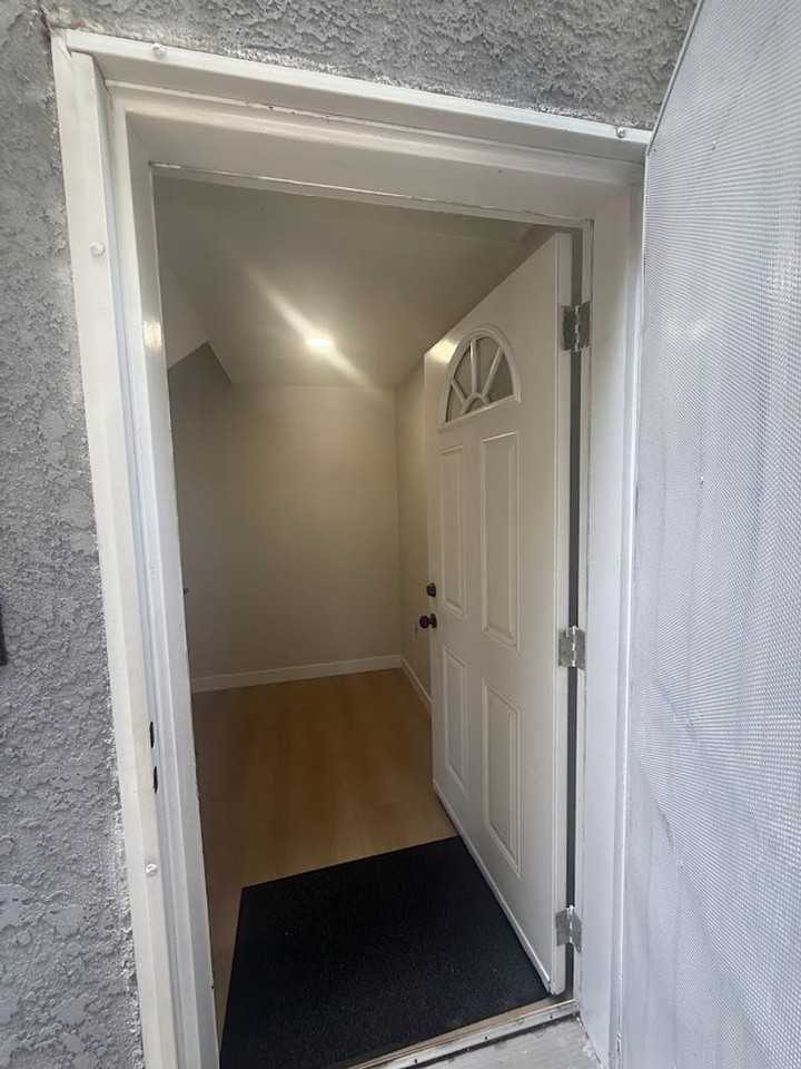1067 252nd St #7 - Photo 2 of 22