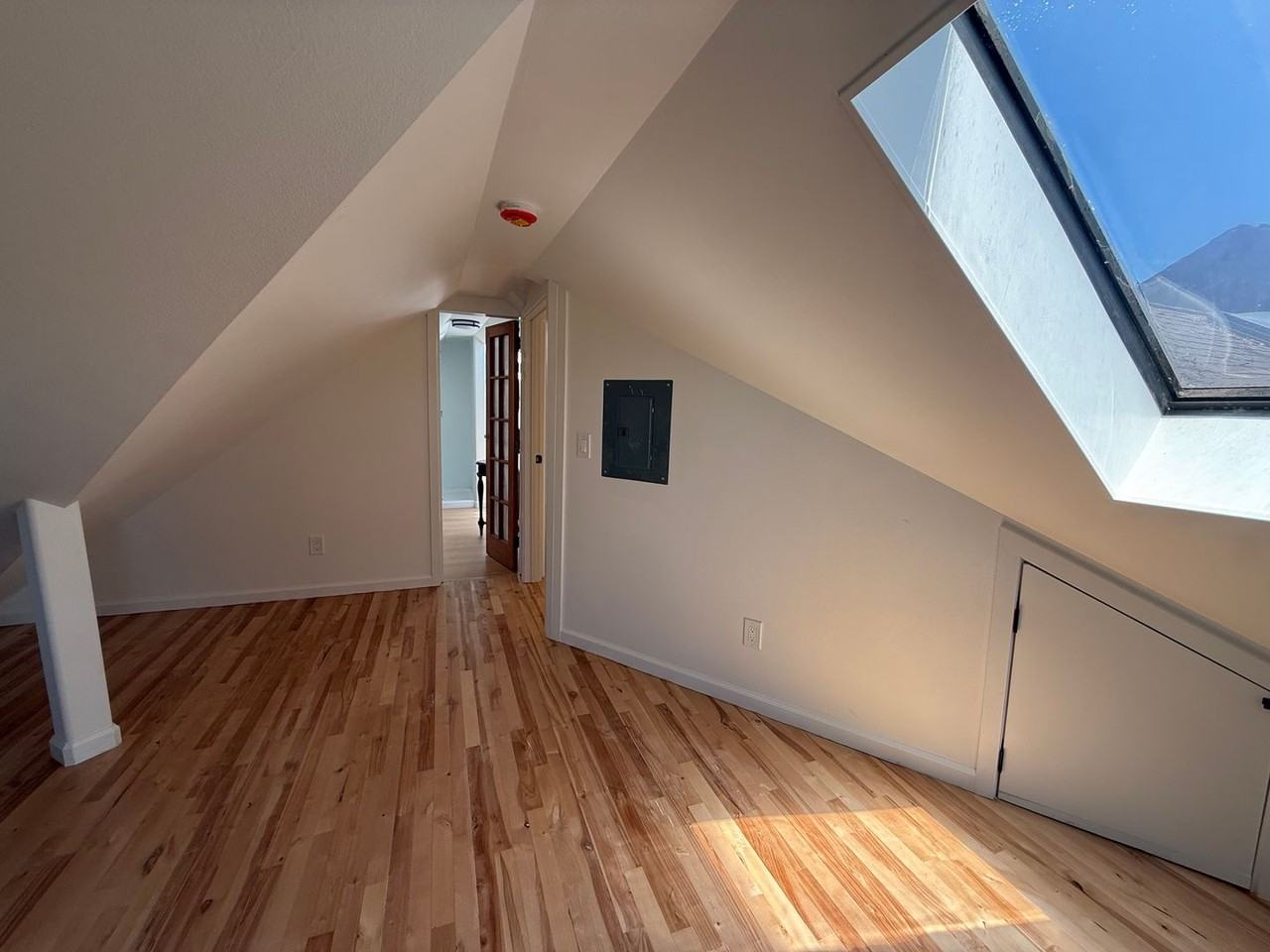 1472 Chanticleer Ave - Photo 6 of 14